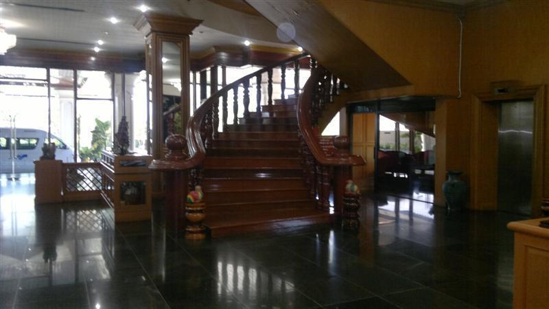 Pathumthani Place Hotel Zewnętrze zdjęcie