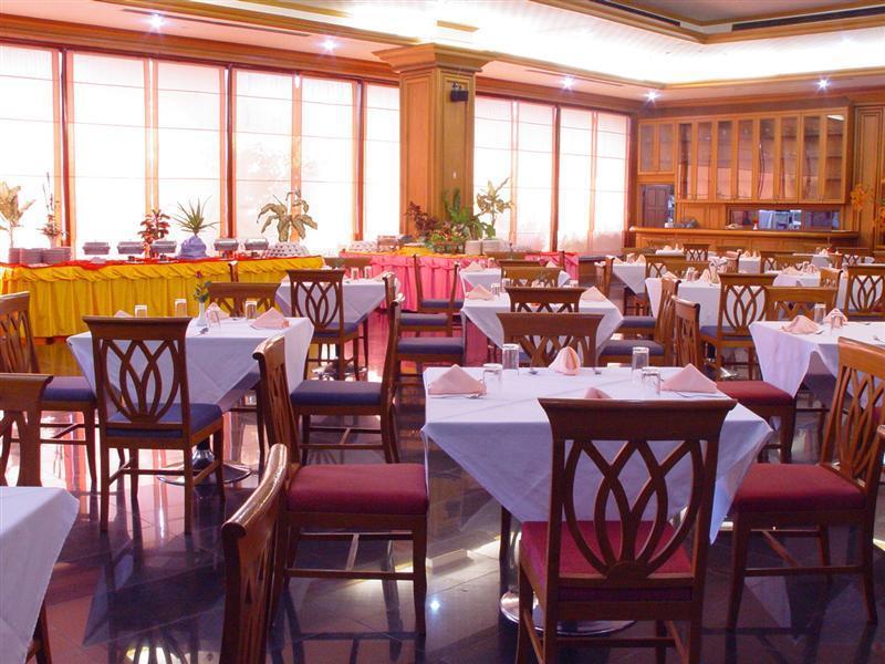 Pathumthani Place Hotel Zewnętrze zdjęcie