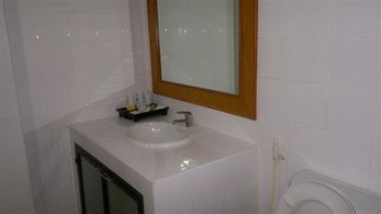 Pathumthani Place Hotel Zewnętrze zdjęcie